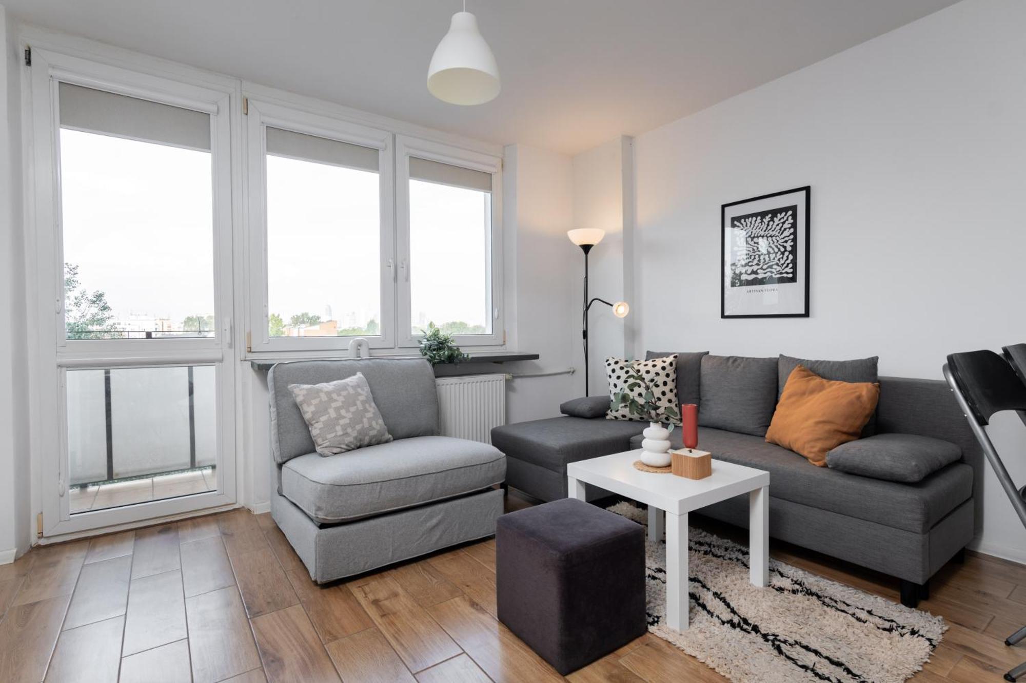 Superapart Saska 66 *